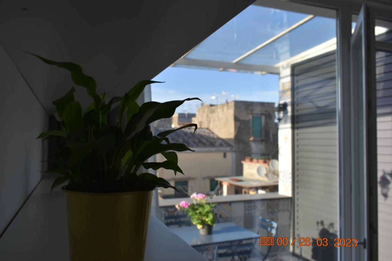 Casa Materdei Apartment Наполи Екстериор снимка