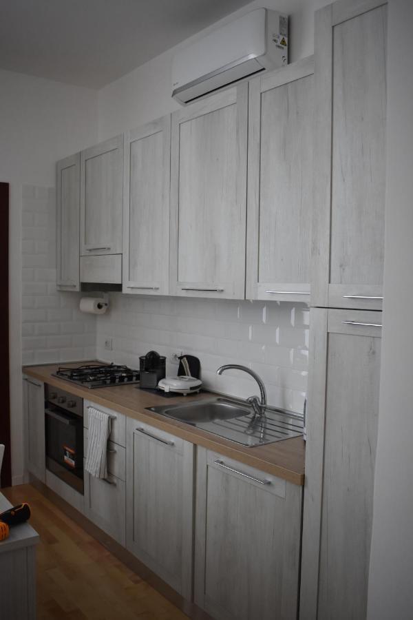 Casa Materdei Apartment Наполи Екстериор снимка