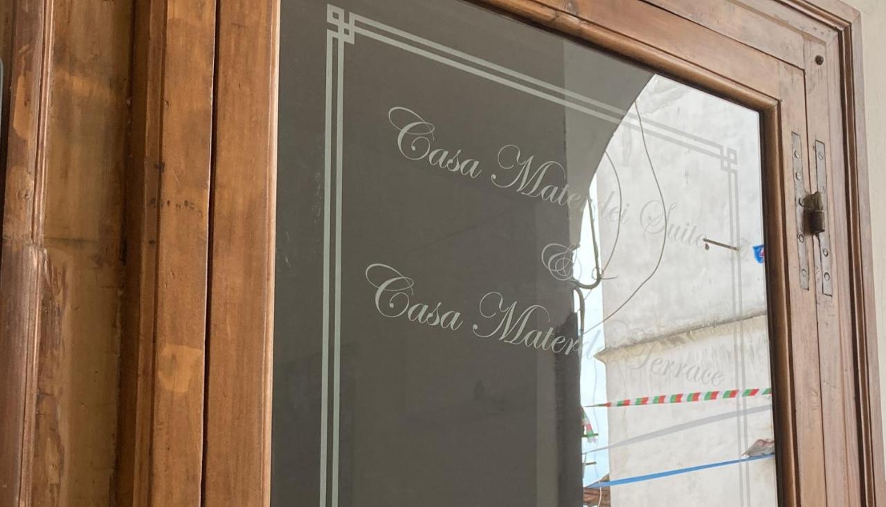 Casa Materdei Apartment Наполи Екстериор снимка